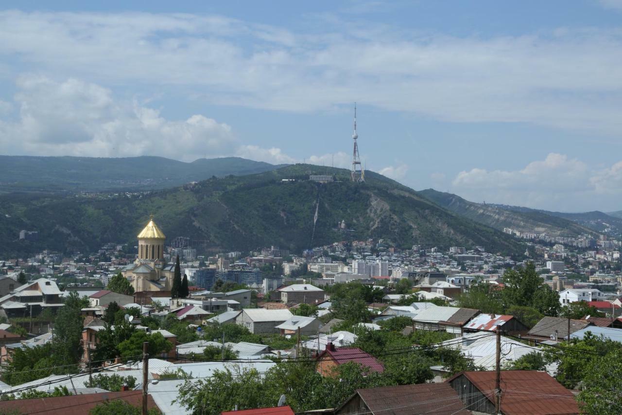 Apartments City On The Palm Tbilisi Exterior foto